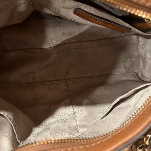 Handbag - Picture 7 of 7